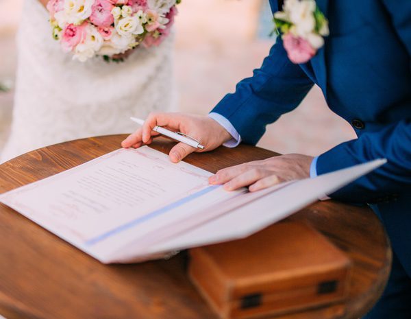 Ventajas e inconvenientes de casarse por lo civil - Bekia Pareja